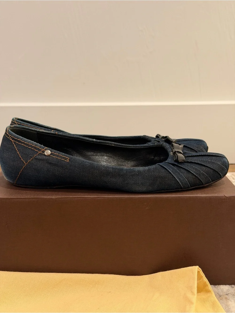 Pre-owned Louis Vuitton Denim Bow Accents Flats EU Size 39.5